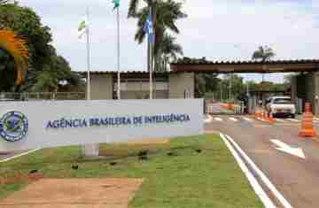  PF indicia Carlos Bolsonaro e Ramagem no inquérito da “Abin Paralela” 